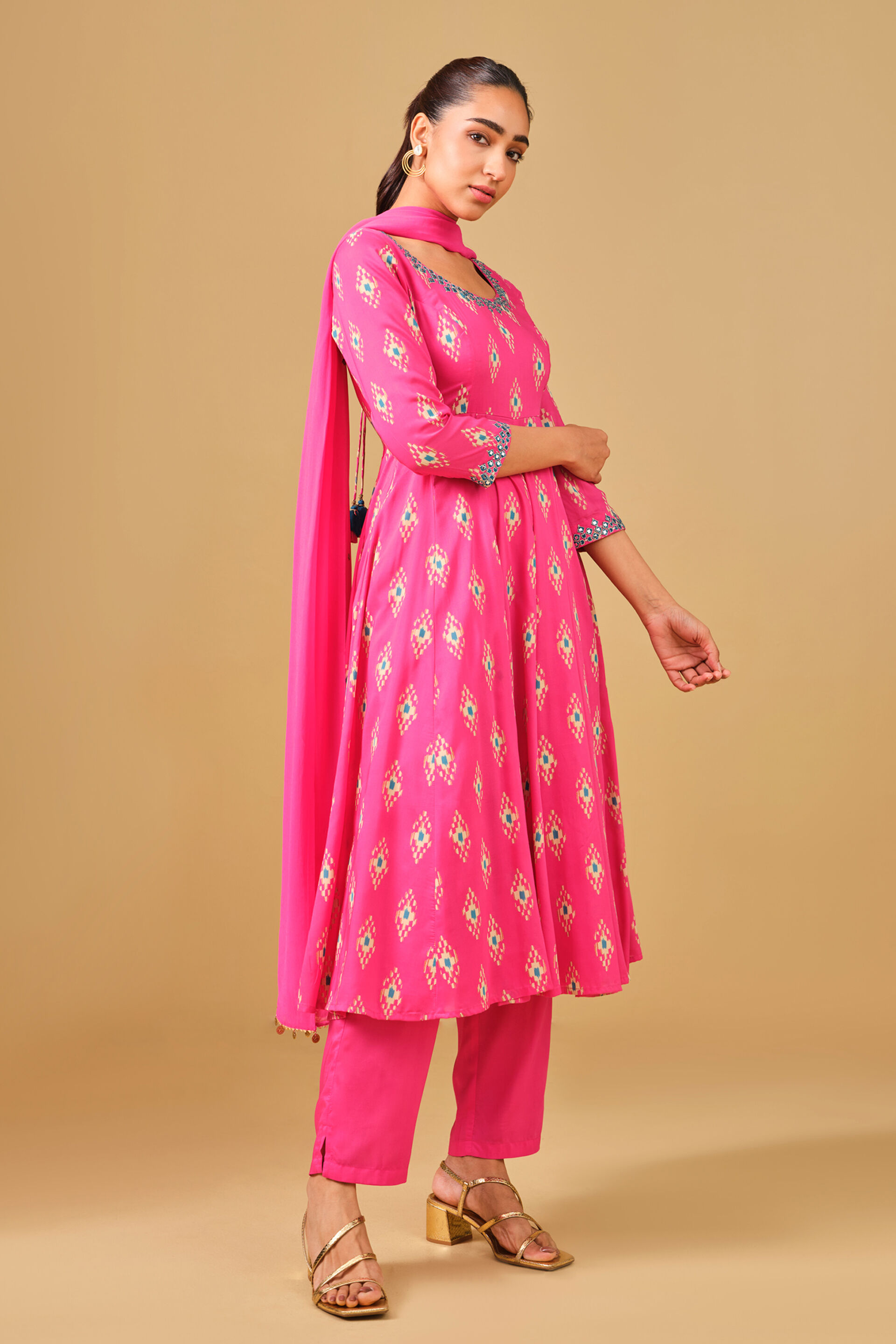 Ikat Inspired Pink Viscose Kurta Set, Pink, image 2